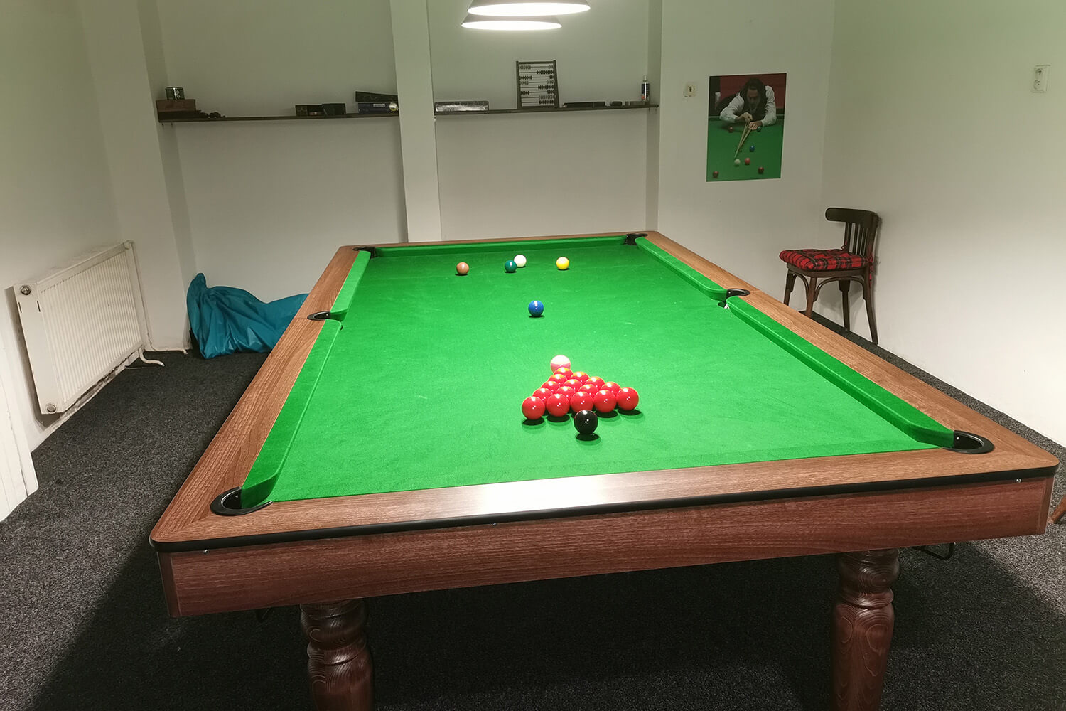 Stůl na snooker